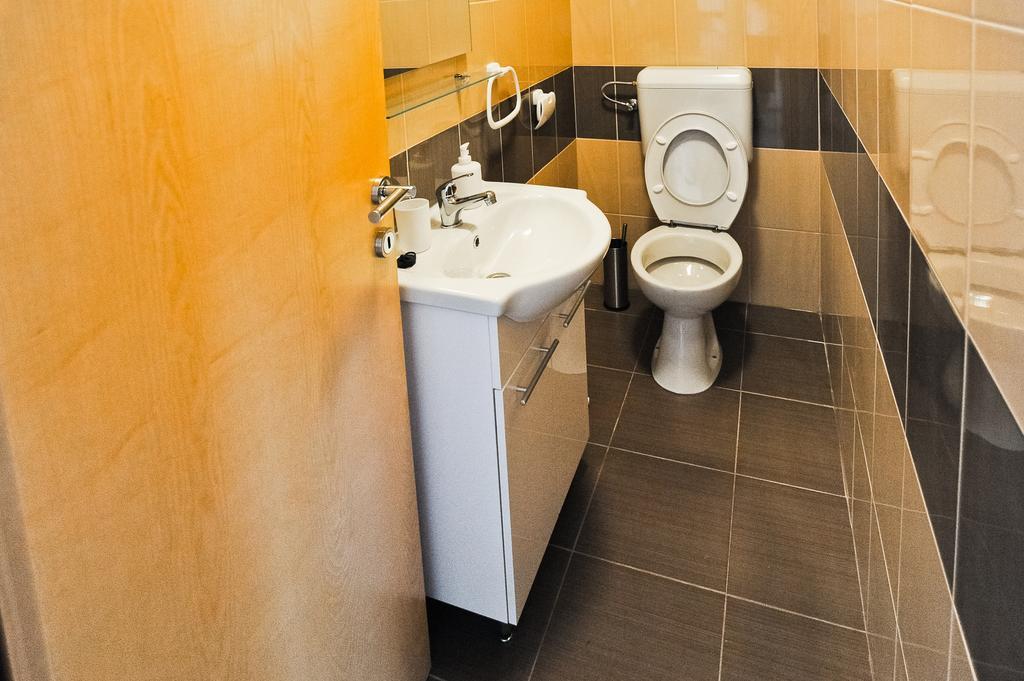 Apartmani Roko Zara Camera foto