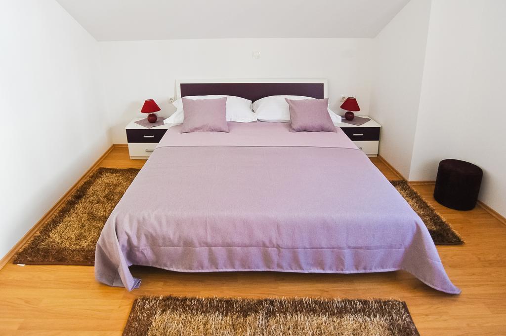 Apartmani Roko Zara Camera foto