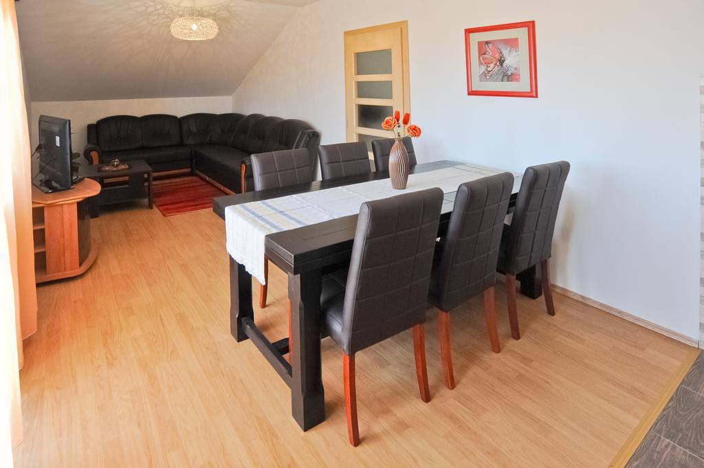 Apartmani Roko Zara Camera foto